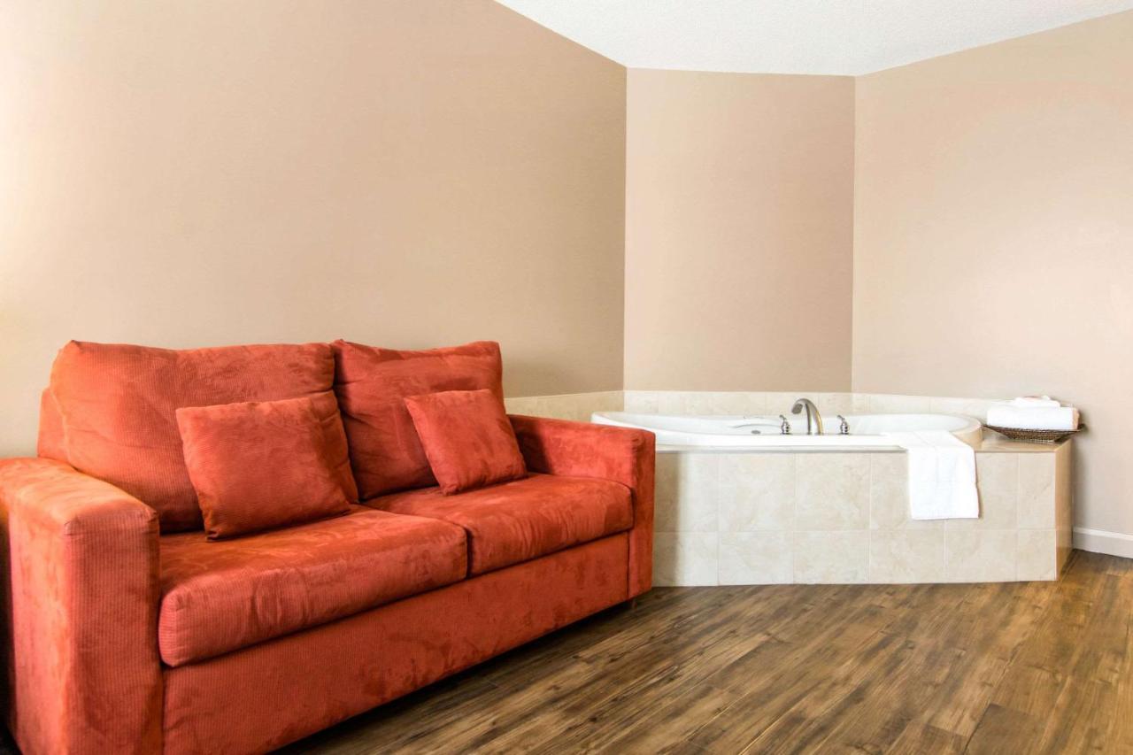 Econolodge Inn&Suites St-Apollinaire Saint Apollinaire Extérieur photo