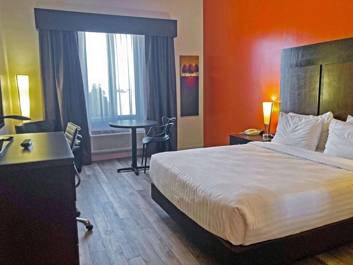 Econolodge Inn&Suites St-Apollinaire Saint Apollinaire Extérieur photo