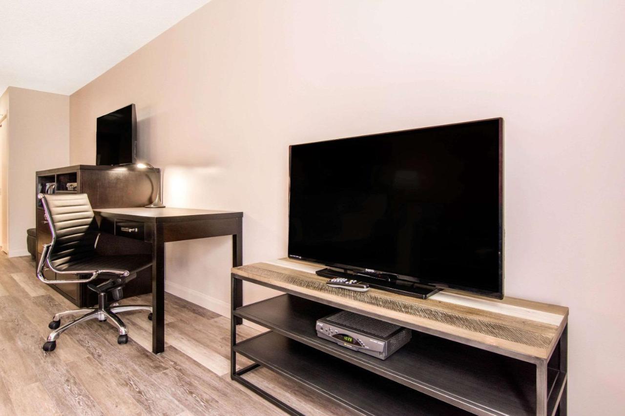 Econolodge Inn&Suites St-Apollinaire Saint Apollinaire Extérieur photo